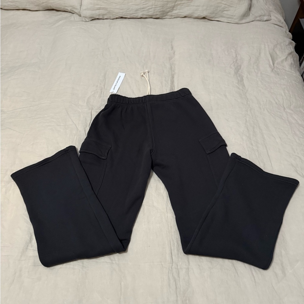 Perfect White Tee Fleece Cargo Sweatpant Small